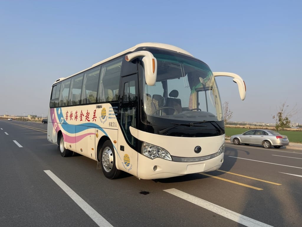 2013 Used 31 seats 8m Yutong 6808 Euro 4 with airbag chassis