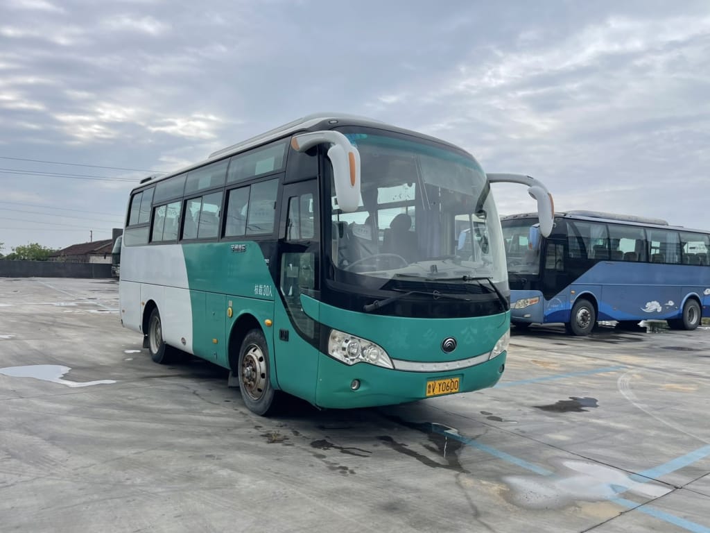 2015 30-Seater Yutong 6758 Autocar folosit cu motor Yuchai